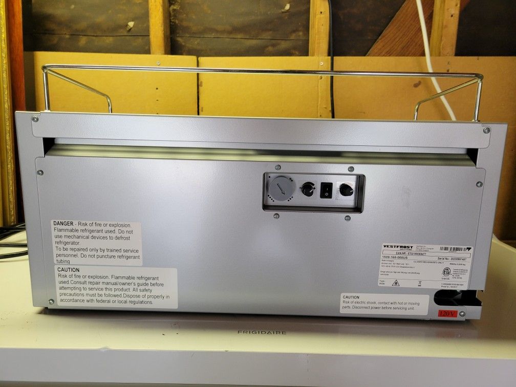 VESTFROST M026 REDBULL DISPLAY COOLER for Sale in Rowland Heights