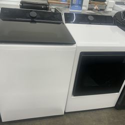 LG 5.5 cu. ft. SMART Top Load Washer & 7.3 cu. ft. Vented SMART Gas Dryer