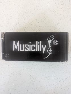 Music Lily tremolo