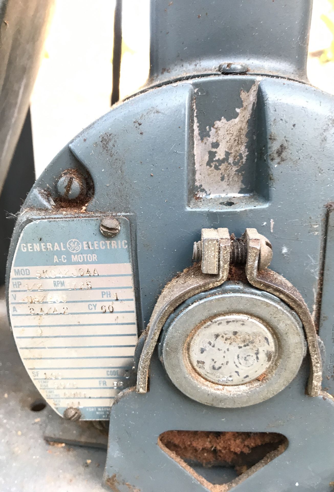 Delta Rockwell jointer with 1/2 hp electric motor
