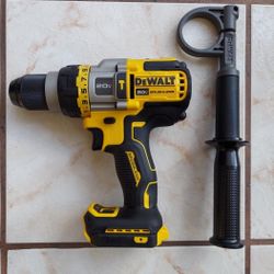 New Dewalt FLEXVOLT Advantage Hammer Drill Driver 1/2" 20V  Tool Only 