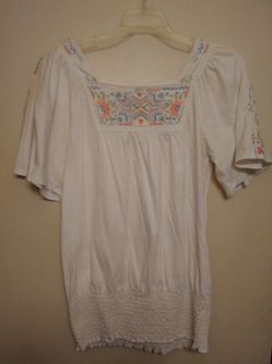 Embroidered Peasant Top Size XL