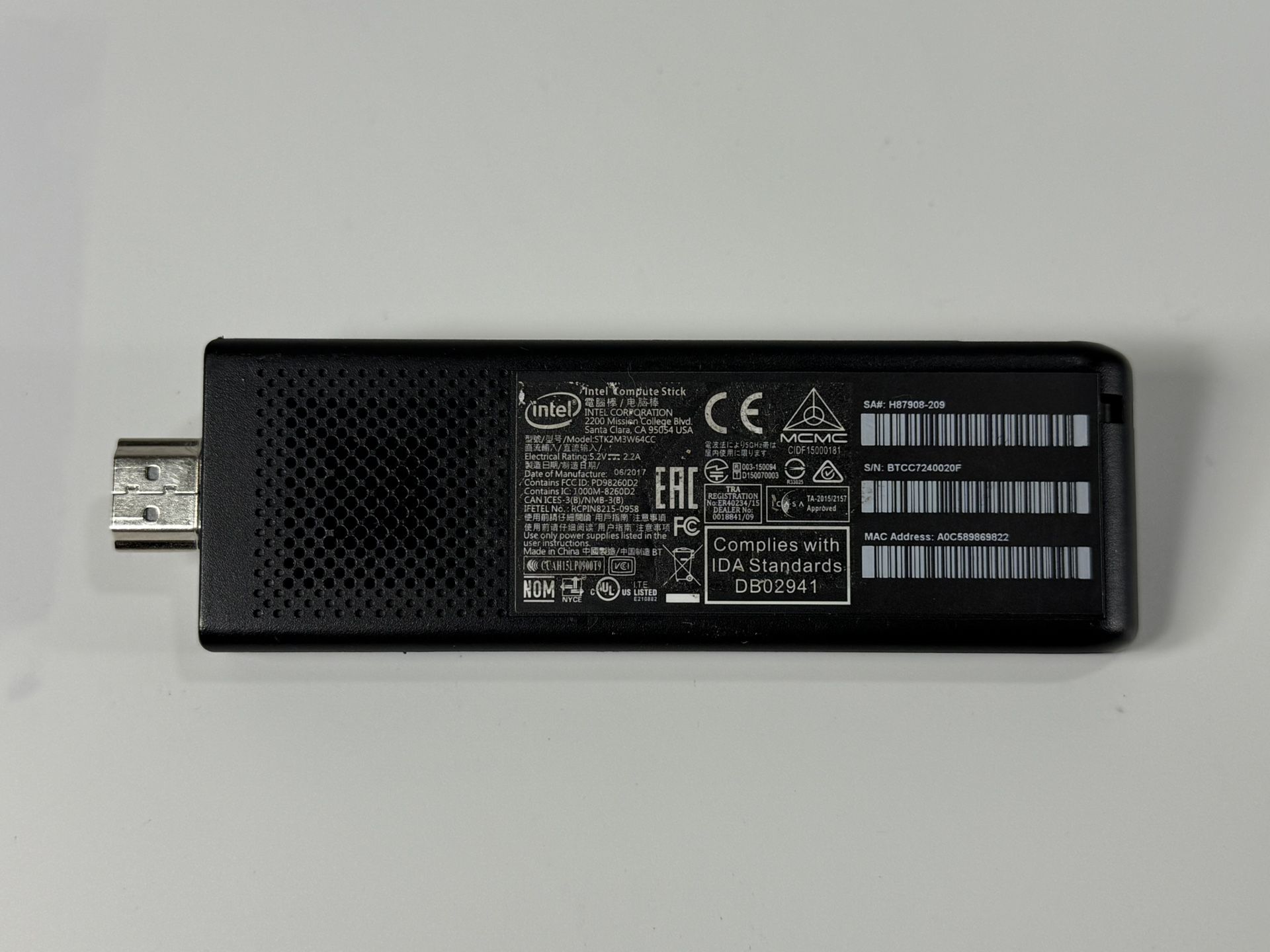INTEL Compute Stick STK2M3W64CC Core M3-6Y30 0.9GHz 4GB Ram 64GB