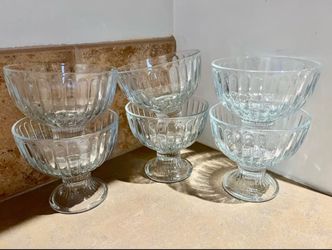 Lot of 6 Clear Glass Sherbet Ice cream Dessert Dishes Elegant