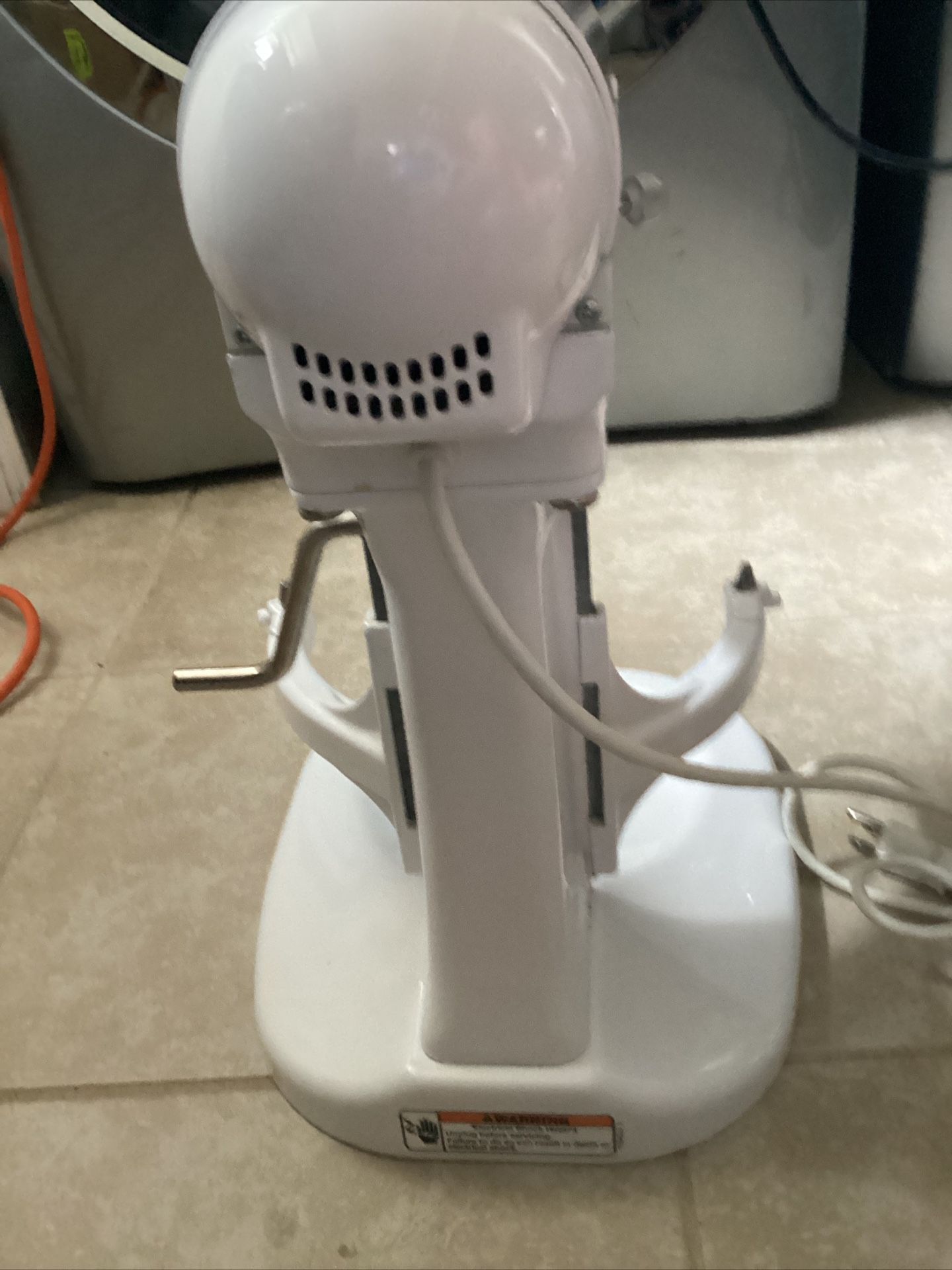 Kitchenaid stand mixer K5SSWW Heavy Duty White 5 Qts 10 Speed for Sale