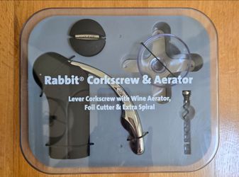 Rabbit Corkscrew & Aerator -New