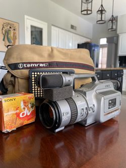 Sony VX1000 Legendary Vintage MiniDV Camcorder – Great Condition