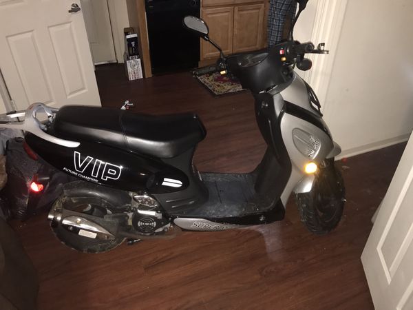 2017 taotao 50cc scooter. right blinker does not work and it sometimes stalls when running, easy fix