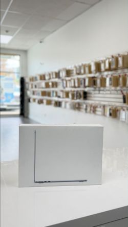 Macbook Air M5 Chip Brand New🔥