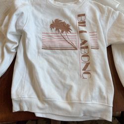 Small Like New Billabong Crewneck 