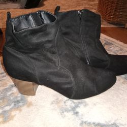 American Eagle Ankle Boots