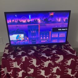 32” TCL Roku TV