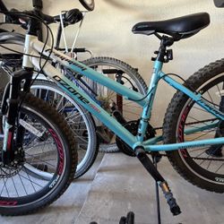 Ozone 500 Girls’ Exhilarate 20” mountain bike,