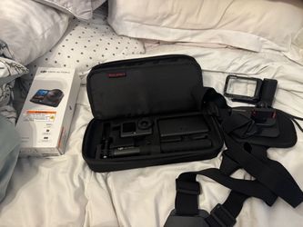 DJI Osmo Action 6 Bundle with Accessories