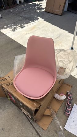 Pink Desk Chair NEW