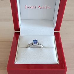 Sapphire And Diamond Ring 18k White Gold