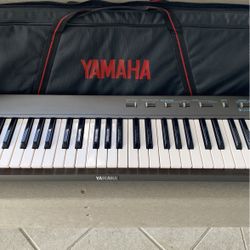 Yamaha keyboard 