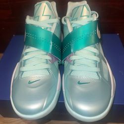 BRAND NEW SIZE 8.5 MENS KD 4 EASTER 