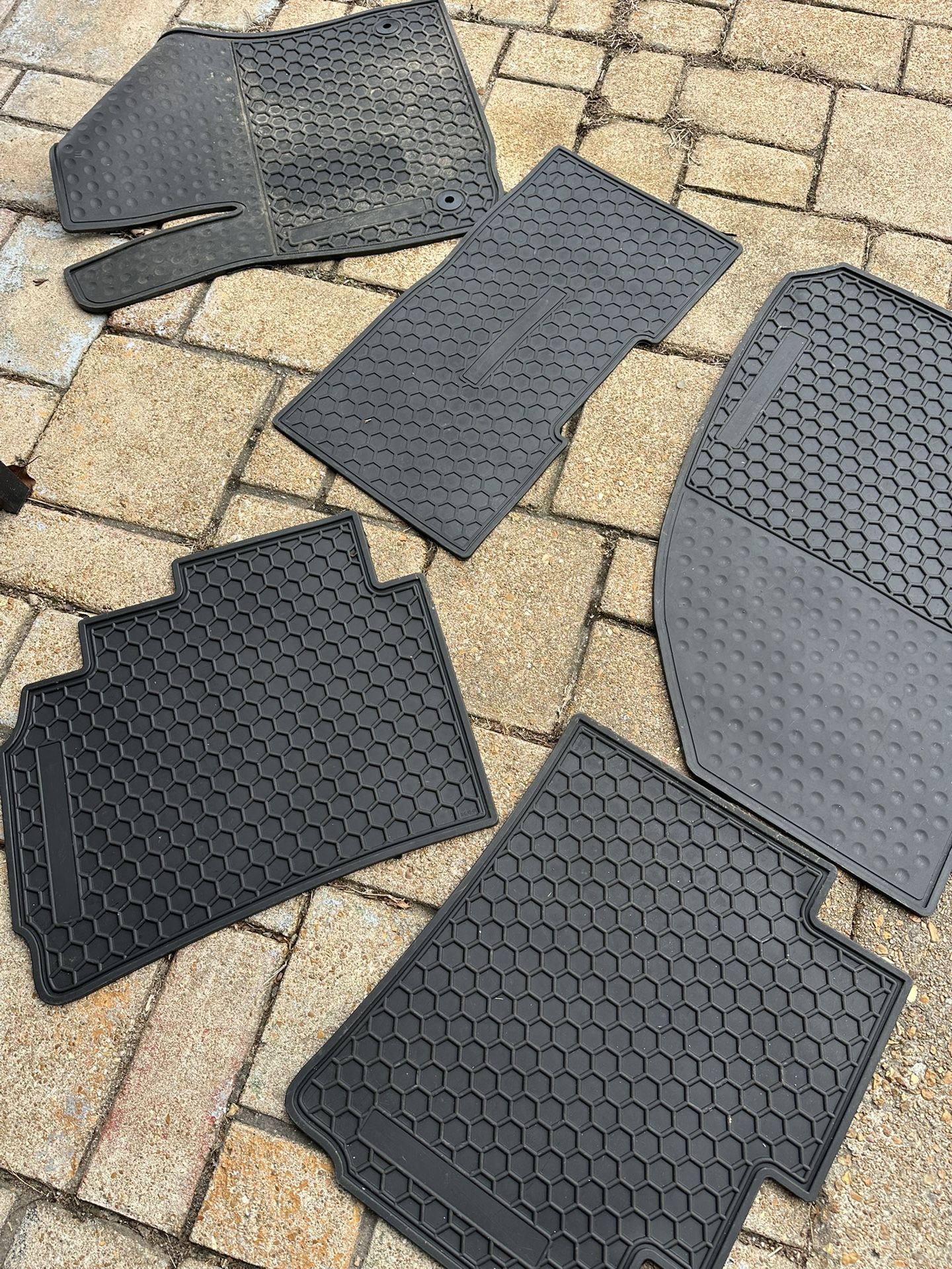 Chevy Malibu Rubber Floor Mats
