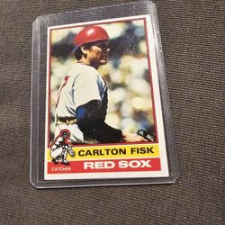 1976 Topps CARLTON FISK #365 Baseball Card Boston Red Sox