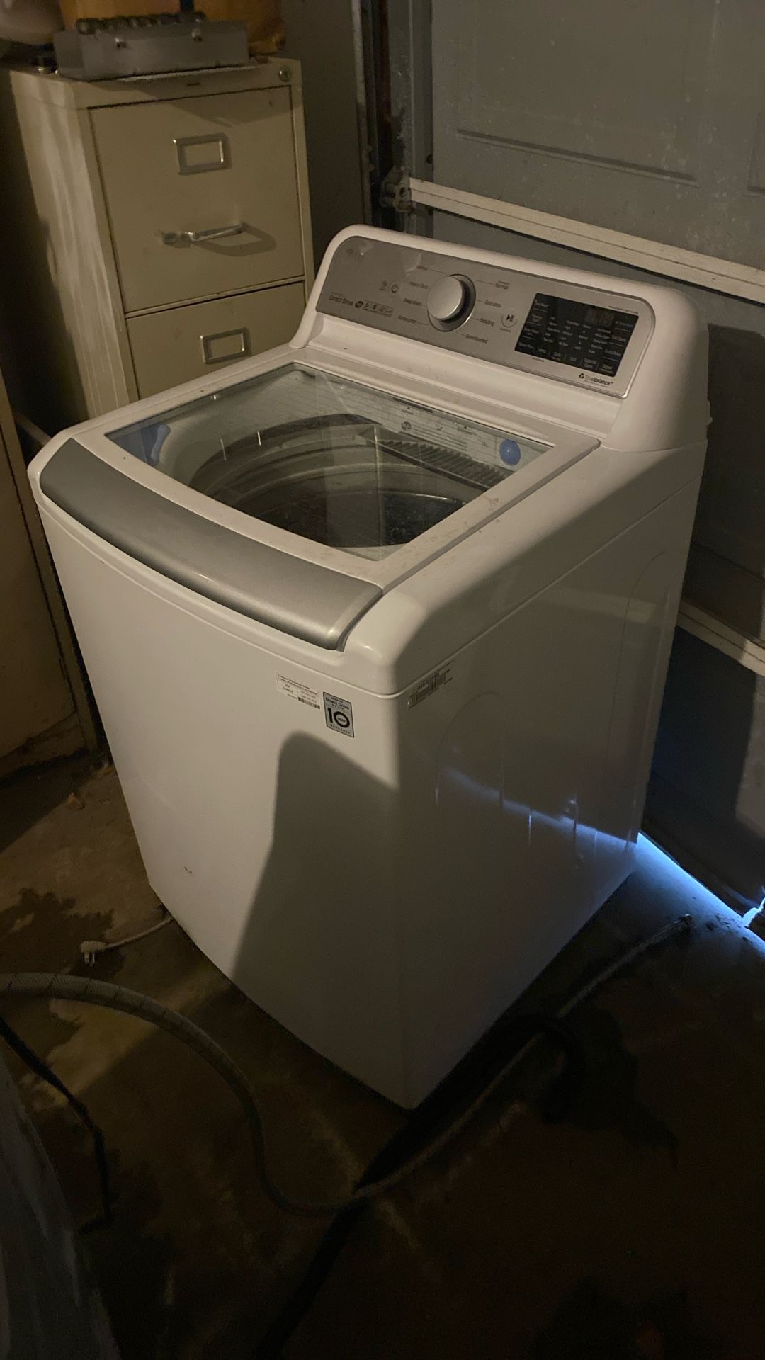 Washer Lg Was 1500 New 3!years Old 400 Delivered Installed 