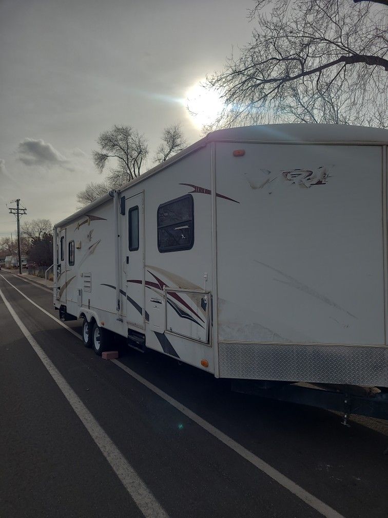 2009 Keystone Vr1 Travel Trailer