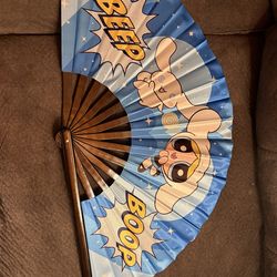 Rave fan