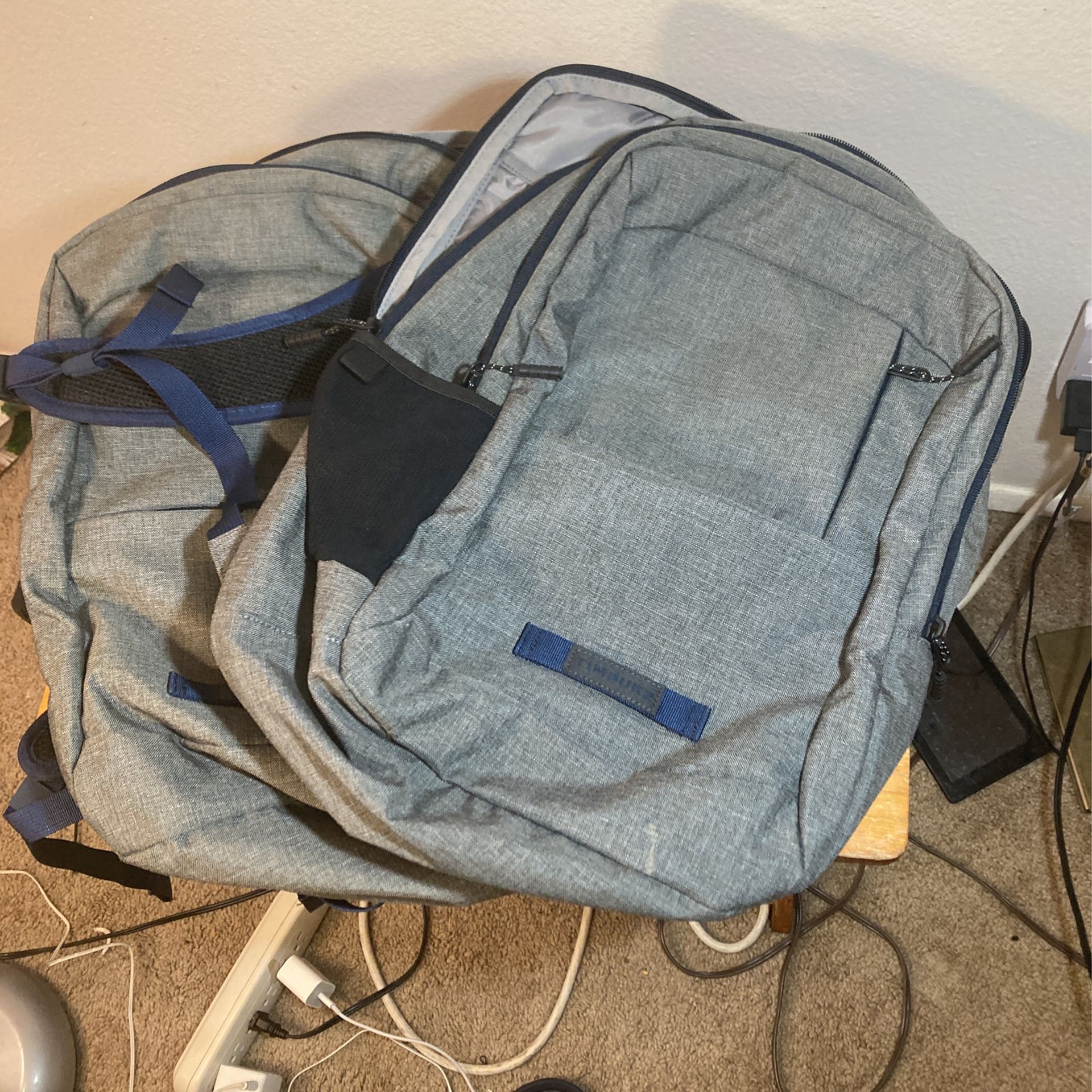 2 Backpacks 