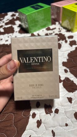 Valentino Donna Born in Roma The Gold EDP