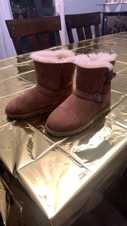 Size 2 Little Girks  Warm Boots