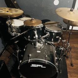 Drum Set (need Gone ASAP Shoot Offer )