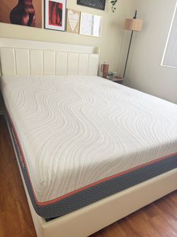 QUEEN 12” Hybrid Memory Foam and Spring Mattress