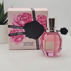 Viktor&Rolf
 
Flowerbomb Pretty Peony Eau de Parfum

1 fl