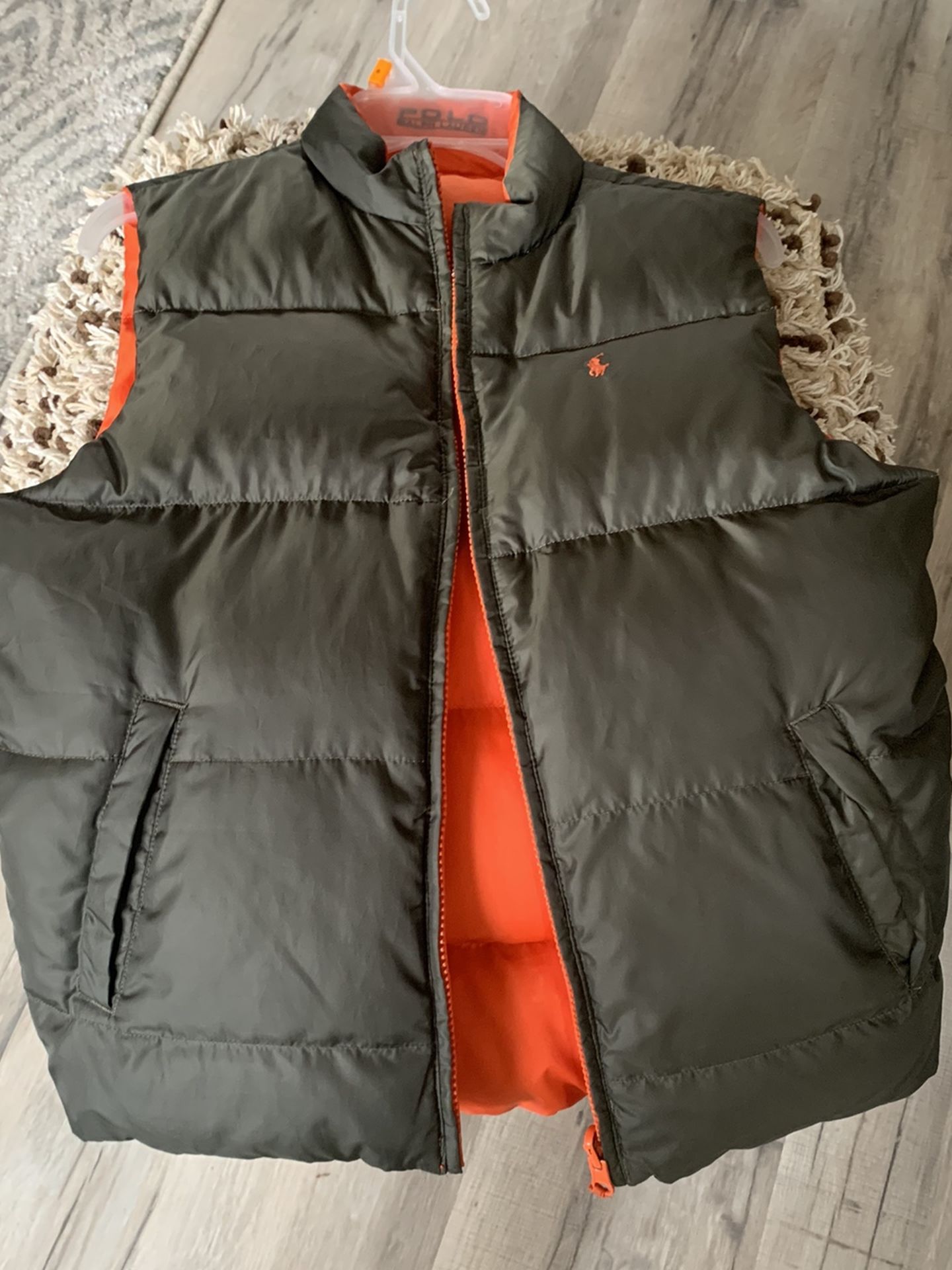 Free Boys Vest Size 8-10 Youth Medium