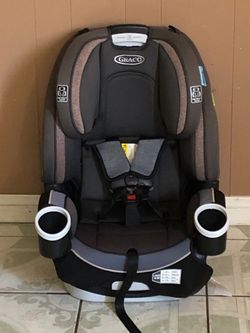 PRACTICALLY NEW GRACO 4EVER CONVERTIBLE CAR SEAT 4 IN 1