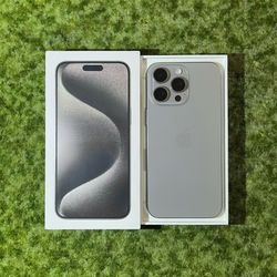 iPhone 15 Pro Max | 256GB | Natural Titanium | Factory Unlocked
