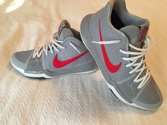 Nike ID Kyrie 3 size 10