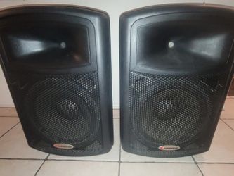 Harbinger APS15 Powered Speaker