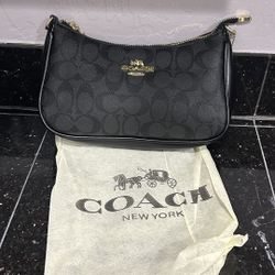 Coach Purses 