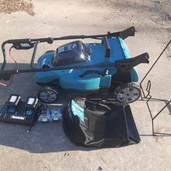 Makita 36V LXT Lawn Mower Kit 21" w/ (4) 4ah Batteries - XML10CM1