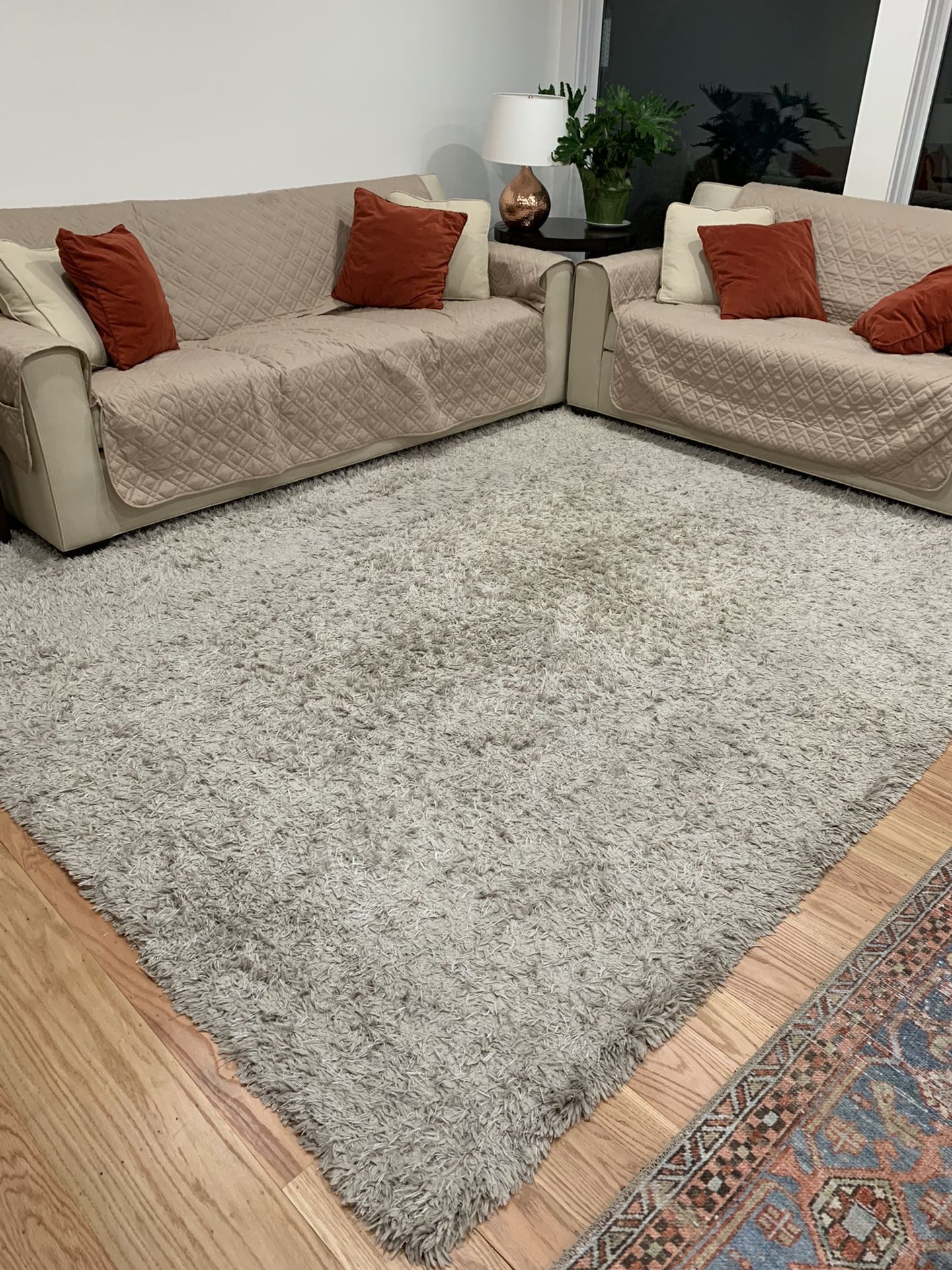 Shag rug (Grey)