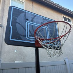 Basketball Hoop 