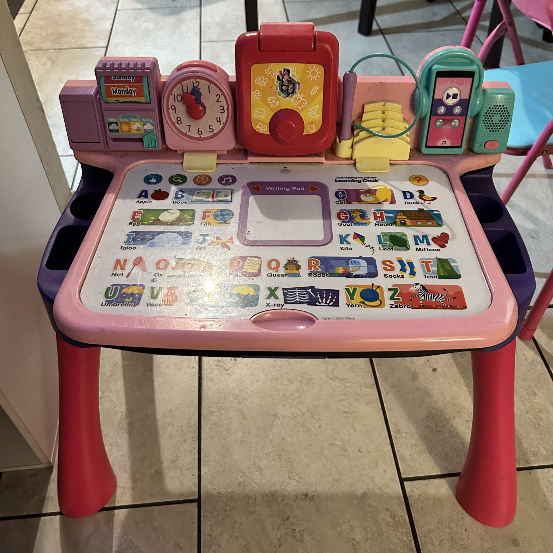 V-Tech Pink Desk $30