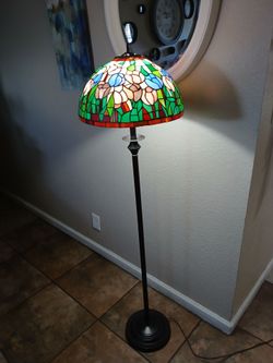 Tiffany-Style Stained Glass Floor Lamp