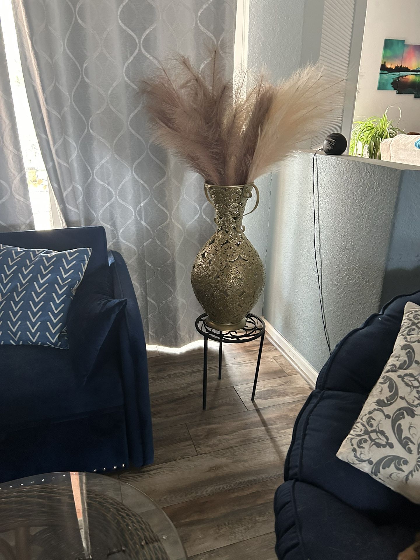 Vase Table And Feathers