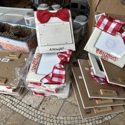 15 Free 8 X 11“ Picture Frames