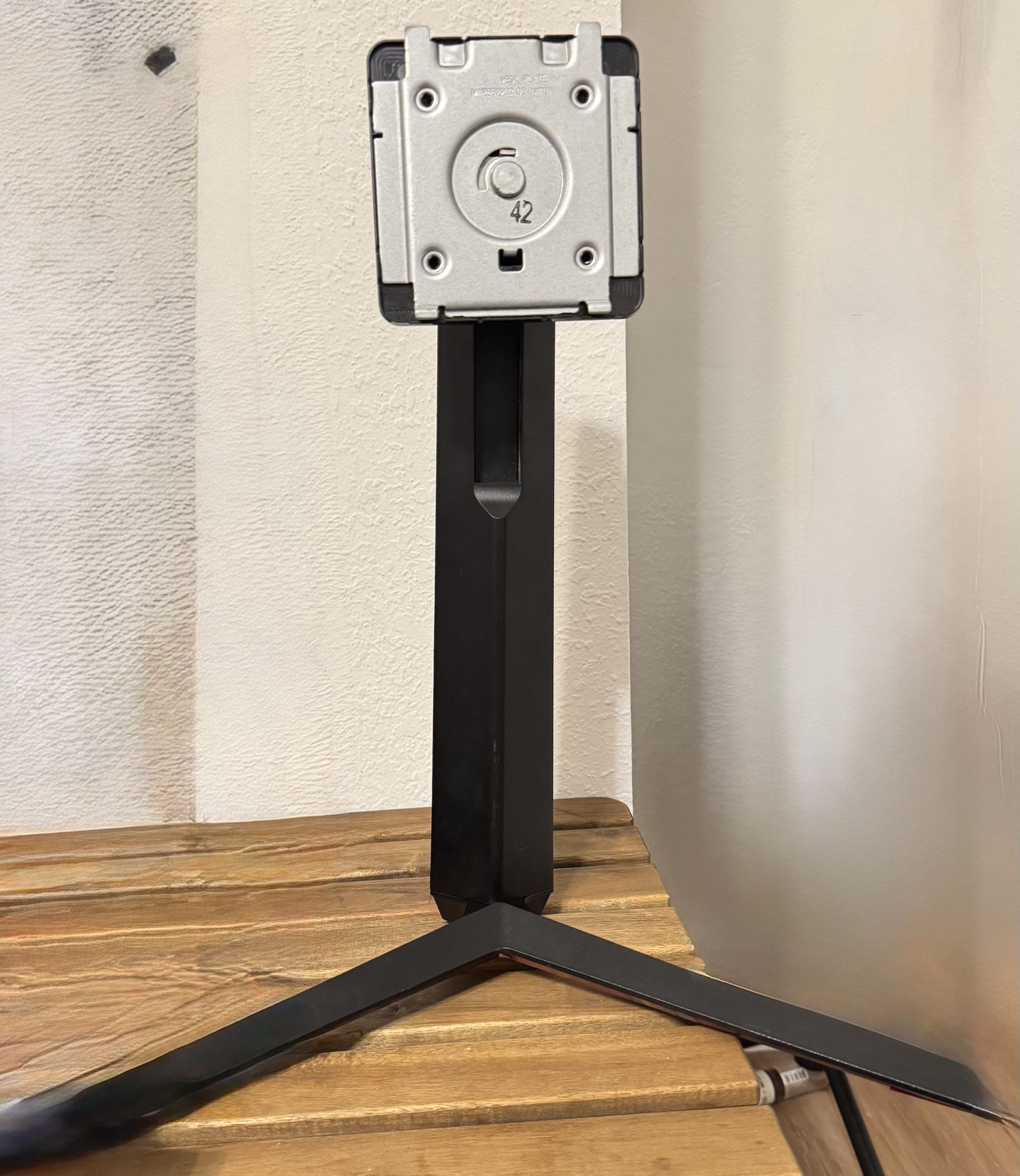 LG 27GP83-B 27'' UltraGear Stand Only