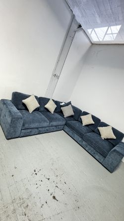 Timeless Style, Like-New Condition