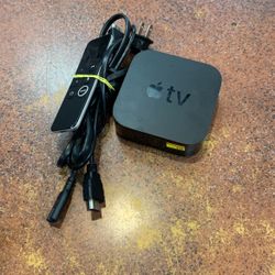Apple TV 32gb W/ Remote