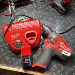 M12 Fuel Hammer Drill